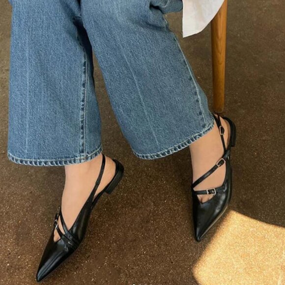 Dolce Vita Pamela Flats - Picture 1 of 3